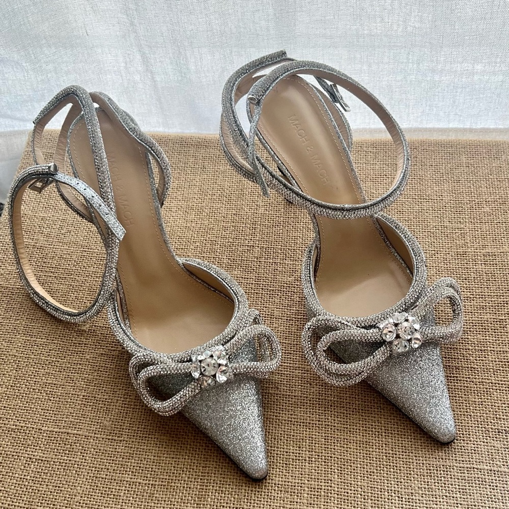 MACH & MACH Double Bow Glittered Pumps